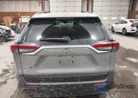 2019 Toyota Rav4 Xle Premium from USA, damaged, VIN JTMA1RFVXKD509159